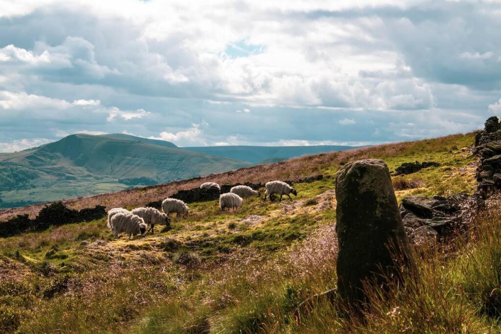 Briars Close - Four Bed Property On The Edge Of The Peak District National Park Buxton  Eksteriør billede